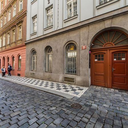 Rose Antique Apartment Prag Exterior foto